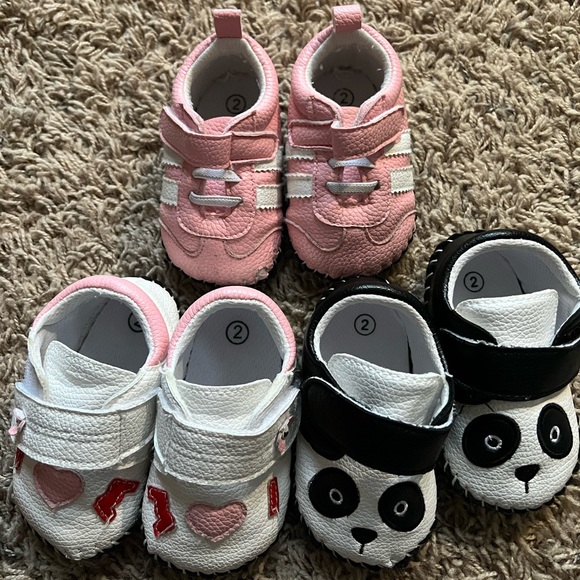 Baby Girl shoes - 5 pair; 2 are Osh Kosh and 3 are HsdsBebe; all size two (2) - Picture 7 of 8